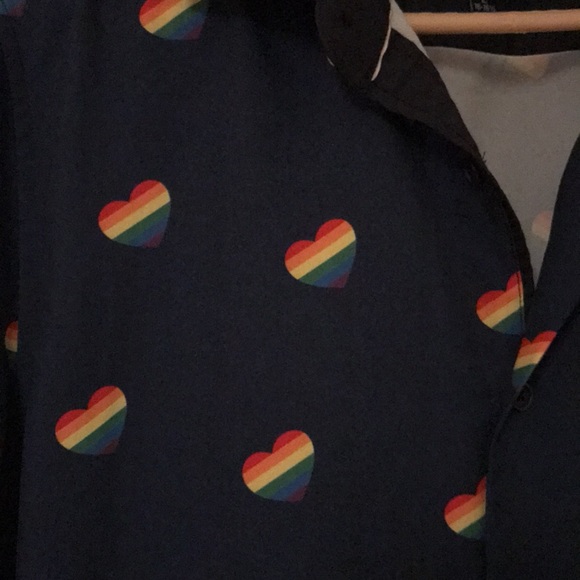 Tom Baine Hearts Button Down Pride Short Sleeve Shirt with Collar - Picture 6 of 14